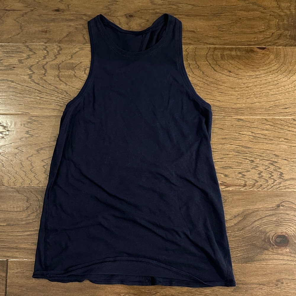 LULULEMON SZ 6 women’s navy  tie back  Sleeveless Top